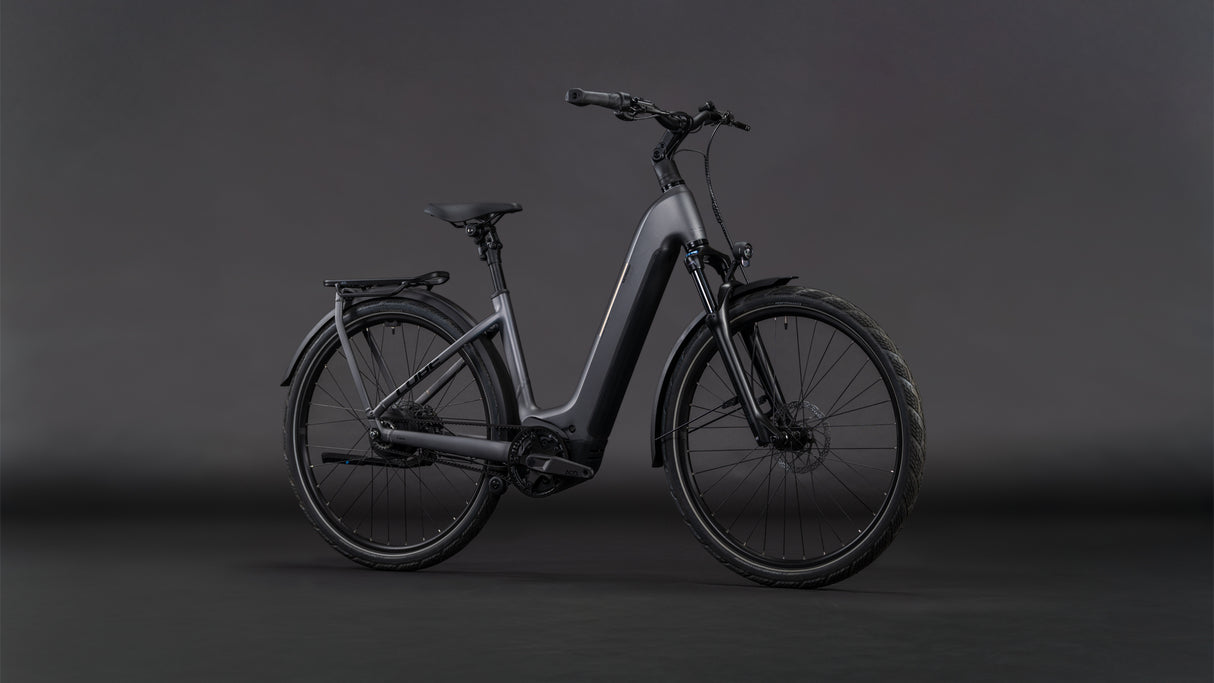 CUBE Kathmandu Hybrid Comfort Pro 800 Easy Entry (2026) Slabgrey´n´Black — front three-quarter view